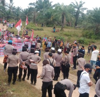 Eksekusi Lahan afdeling III PTPN IV Dolok Ilir Kecamatan Dolok Merawan Sukses