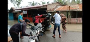 Curah Hujan Tinggi, Simpang Amoy Ujung Padang Terendam Banjir