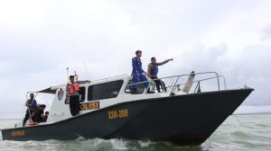Waspada La Lina, Kapolres Pandeglang Pimpin Patroli Laut