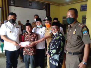 Bupati Dharmasraya Kunjungi Kegiatan Vaksinasi di Bamus Nagari Siguntur