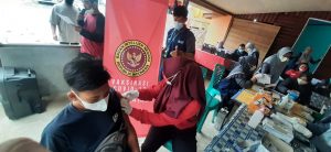 Kabidan Kalbar Menggelar Vaksinasi di Kabupaten Sambas
