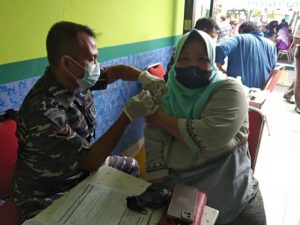 Pushidrosal Kembali Gelar Serbuan Vaksinasi di Cilincing