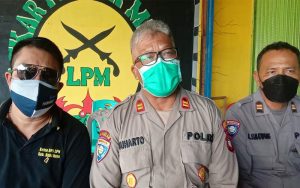 Kasat Bimas Polres Kubu Raya Apresiasi Pelaksanaan Vaksinasi Massal Oleh Ketua DPD LPM Kubu Raya