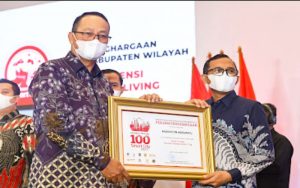 Disdukcapil Kabupaten Indramayu Raih Prestasi Predikat Smart City Katagori Smart Living