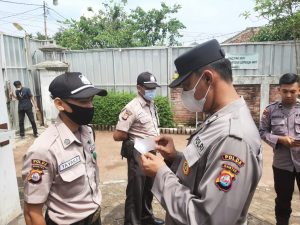 Ditbinmas Polda Banten Lakukan Penertiban Seragam Satpam di Kota Serang