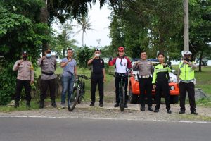 Kapolres Pandeglang Dampingi Wakapolda Banten Bersama Alumni Akpol 88 Bersepeda Santai