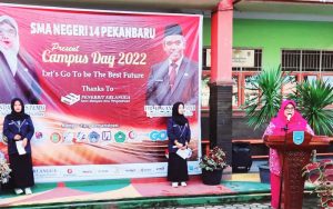 SMAN 14 Pekanbaru Gelar Present Campus Day 2022