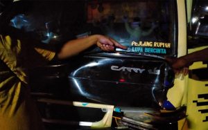 Pejuang Rupiah Sosor Buntut Mobil PNS Mukomuko