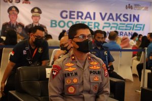 Wakapolda Banten Tinjau Vaksinasi Massal Serentak di Citra Raya Sport Club