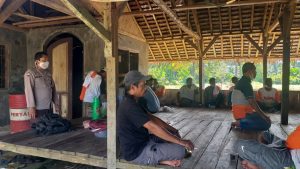Bhabinkamtibmas Polsek Pagelaran Menghadiri Sosialisasi Gapoktan Desa Kertasana