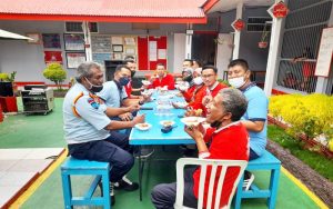Rudi Karutan Padangpanjang, Manjakan WBP Dengan Santap Bersama