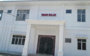 Pembangunan Gedung Ruang Isolasi RSUD DR Hardianus Sinaga Diragukan Kualitasnya