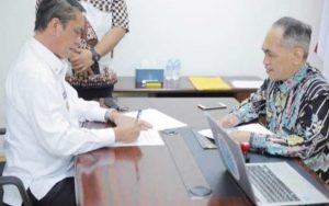 Ali Rahman Tandatangani Naskah Perjanjian Hibah Dengan LPP-FBDH