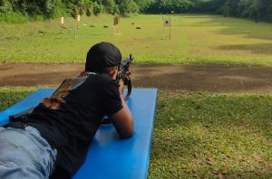 Asah Kemampuan Personel, Satbrimob Polda Banten Adakan Latihan Menembak