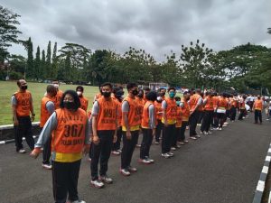 Biro Logistik Polda Banten Laksanakan Kesamaptaan Jasmani Periode Semester I Tahun 2022