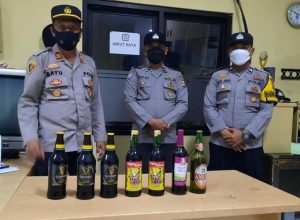 Jelang Ramadhan, 554 Botol Miras Berhasil Diamankan Polres Pandeglang