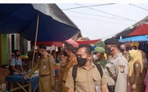 Polisi Bersama Pemkab Way Kanan Cek Harga dan Stok Bahan Pokok di Pasar