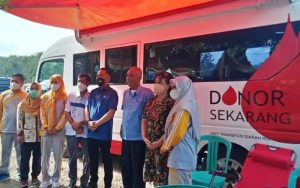 PMI Way Kanan bersama Partai Demokrat adakan Bhakti Sosial Donor Darah dalam Kegiatan Grebek Jum’at