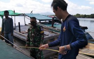 Kawal Nelayan Dapatkan Dokumen Kapal, TNI AL Teluk Melano Sinergi dengan Syahbandar