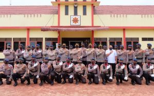 Kunjungi Mako Sat Brimob Batalyon B Rohil, Irjen Moh Iqbal Tekankan Disiplin dan Sinergi Bersama TNI
