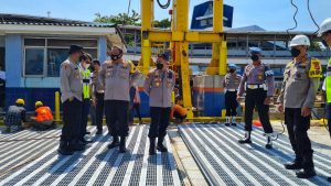 Dirpamobvit Dampingi Kapolda Banten Tinjau Pos Pengamanan di Pelabuhan Merak