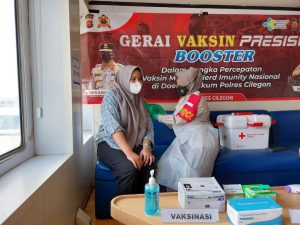 Terobosan Polda Banten-Polres Cilegon, Vaksin Booster Pemudik di Kapal Feri