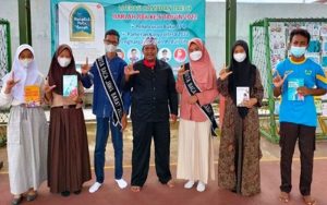 Enam Tokoh Kota Banjar Mendapat Penghargaan Peduli Literasi