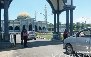Masjid Agung Mukomuko Dikawal Aparat