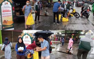 Ditreskrimum Polda Riau Bagi-Bagi Takjil Menjelang Buka Puasa di Pekanbaru