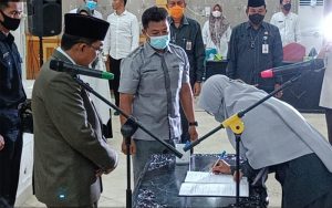 Bupati Anwar Sadat Lantik 6 Pejabat Eselon II Lingkup Tanjabbar