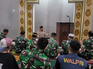 Wujud Kerukunan TNI-Polri, Ditbinmas Polda Banten Khutbah di Masjid Korem 064 Maulana Yusuf