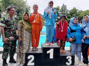 Koramil 01/PBU Kodim 0312/Padang, Dampingi Atlet Renang Berprestasi