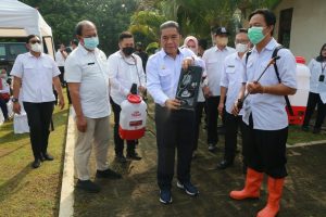 Kerjasama Dengan Jabar, Pj Gubernur Banten Lepas Tim Gabungan Pengawasan Lalu Lintas Hewan