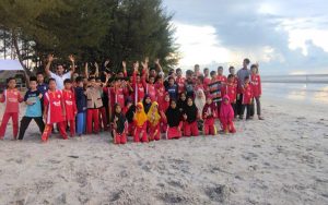 LPIT Al-Mansyur Babel Laksanakan Camping  di Pantai Temberan Uji Keterampilan dan Tingkatkan Disiplin Santri
