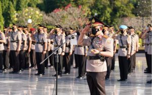 Beri Penghormatan ke TMP Kalibata, Kapolri Lanjutkan Semangat Pahlawan Wujudkan Indonesia Emas