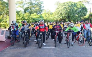 Polres Kubu Raya Gelar Fun Bike dan Senam Bersama Peringati Hari Bhayangkara ke-76