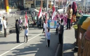 Walikota Berikan Hadiah Kepada Peserta Terbaik Khatam Al Qur-an Masjid Raya