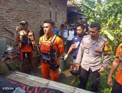 Polres Lebak Evakuasi Korban Tenggelam di Sungai Cisimeut