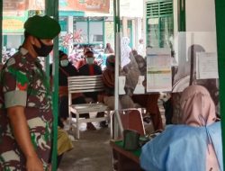 Koramil 01/PBU Kodim 0312/Padang Lakukan Pendampingan Vaksinasi