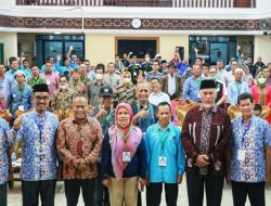 Basri Basyar Depak Haranof Konferprov PWI Sumbar Priode 2022-2027