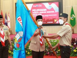 Pj Gubernur Al Muktabar Melepas Kontingen Pramuka Banten Ikuti Jambore Nasional