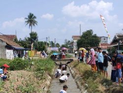 Lingkungan 2 RT dan 6 Kelurahan Tiuh Balak Pasar Baradatu Gelar Lomba Meriahkan HUT RI ke-77