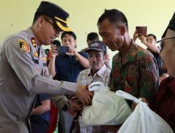 Kapolres Mukomuko Gerilya Ke Desa- desa dan Kerumah Warga