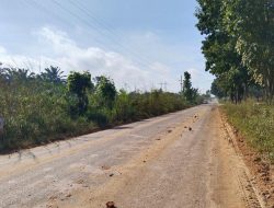 Jalan Aspal Berubah Warna, Lumpur Metrial Tanah Urugan PHR Kececer