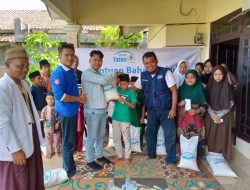 Rumah Yatim Bagikan Paket Sembako untuk Anak Yatim bersama Jurnalis Banten Bersatu
