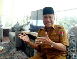Wakil Walikota Berikan Solusi Pembangunan Awning