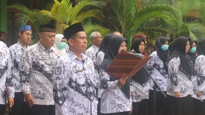 Berlangsung Khidmat Peringatan Hari Guru Nasional SMA Negeri 4 Kota Pasuruan 