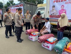 Irjen Iqbal Serahkan Bantuan Kemanusiaan Polda Riau Bagi Korban Gempa Cianjur 