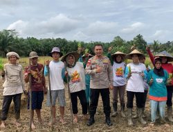 Kapolres Bengkayang Sambangi Petani