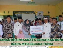 Kegiatan Penyerahan Bonus Untuk Para Juara MTQ Secara Tunai oleh Baznas Kabupaten Dharmasraya